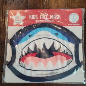 Kids shark mask